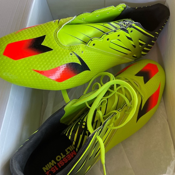 Messi cleats main image 7